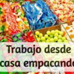 trabajo desde casa empacando dulces