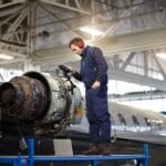 Trabajar en Ryanair como ingeniero aeronáutico