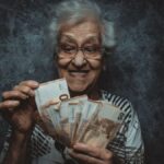 Ayudas para mayores de 65 años
