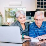 Cómo jubilarse a los 65 años y cobrar hasta 3.059 euros de pensión